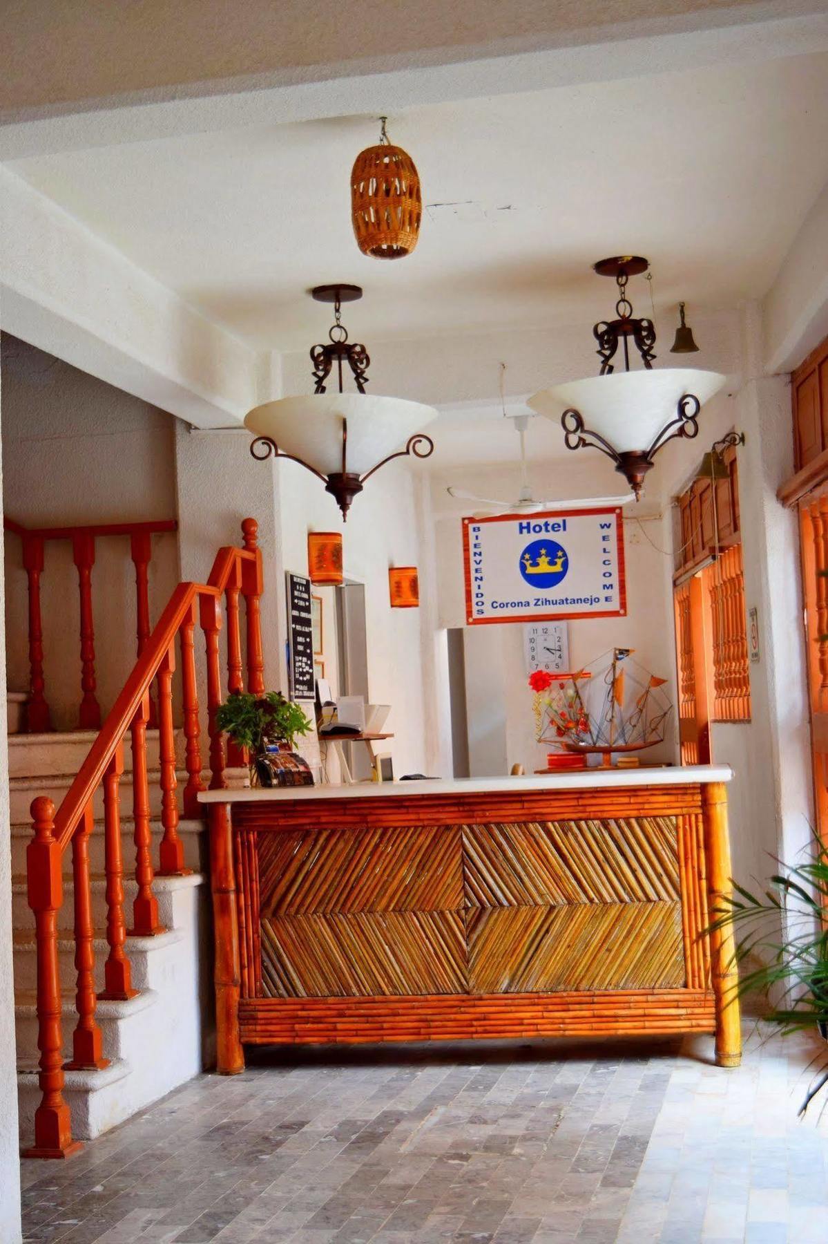 Hotel Corona Zihua Zihuatanejo Kültér fotó